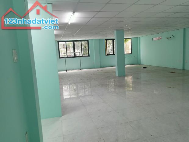 Bán nhà Mặt tiền Hẻm 10m Trần Hưng Đạo - Cầu Kho -Q1, 7.7/12.8x24m, 7 tầng, 65 tỷ. - 2