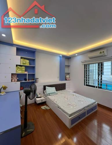 BÁN NHÀ MẶT PHỐ LẠC LONG QUÂN KD 5 TẦNG 27 TỶ 5 - 1