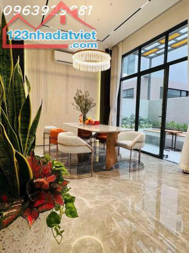 Phân khu Phố Biển - 2 mặt phố - Vinhomes Ocean Park 3. - 1