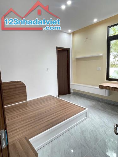 SIÊU PHẨM VILLA LÊ NGÔ CÁT GIÁ 3 TỶ 7XX - 3