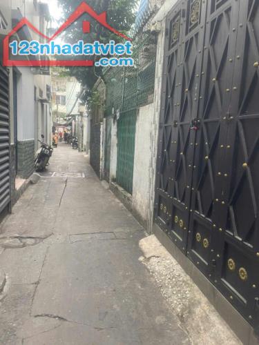 --Bán nhà HXH Lạc Long Quân, phường 9, q.Tân Bình; 38m2, 2L, 5,5 tỷ - 3