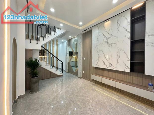 + Bán nhà 41 m2-HXH-3 tầng-Huỳnh Văn Nghệ P15QTB-6.55 tỷ