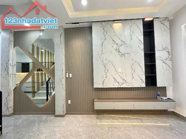 + Bán nhà 41 m2-HXH-3 tầng-Huỳnh Văn Nghệ P15QTB-6.55 tỷ - 2