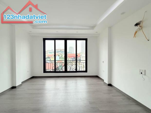 BÁN NHÀ ĐỘI CẤN –BA ĐÌNH 37M  6TẦNG GIÁ 8,4TỶ 100M RA PHỐ NGÕ Ô TÔ - 3
