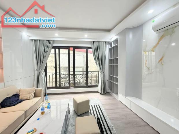 BÁN NHÀ ĐỘI CẤN –BA ĐÌNH 35M  6TẦNG GIÁ 8TỶ 100M RA PHỐ NGÕ Ô TÔ