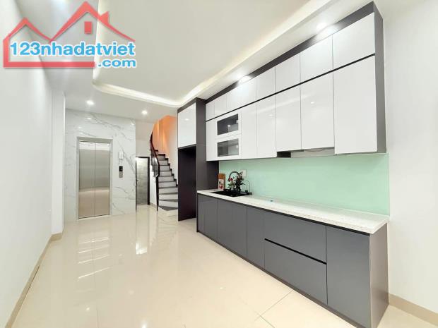 BÁN NHÀ ĐỘI CẤN –BA ĐÌNH 35M  6TẦNG GIÁ 8TỶ 100M RA PHỐ NGÕ Ô TÔ - 1