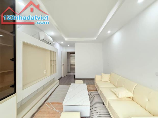 BÁN NHÀ ĐỘI CẤN –BA ĐÌNH 35M  6TẦNG GIÁ 8TỶ 100M RA PHỐ NGÕ Ô TÔ - 2