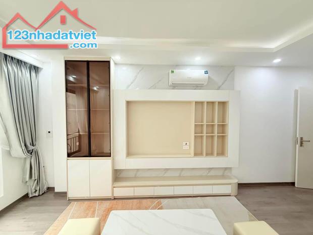 BÁN NHÀ ĐỘI CẤN –BA ĐÌNH 35M  6TẦNG GIÁ 8TỶ 100M RA PHỐ NGÕ Ô TÔ - 4