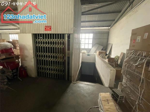 Cho thuê gấp kho: Dt: 1500m2  Mặt tiền đường Nguyễn Du, P. Bình Hòa, Thuận An, Bình Dương. - 4