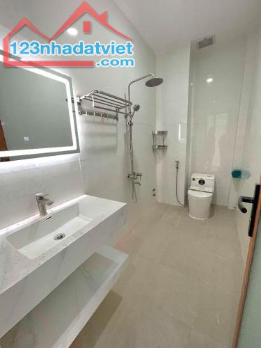 mặt tiền khu bình tân gần eaon bình tân chỉ 1 căn duy nhất 5*20m 3tầng dọn vào ở ngay 9T2 - 3