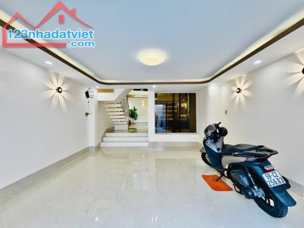 Bán Nhà Phố Đẹp Có Thang Máy Đường Phạm Văn Chiêu, Phường 14, Quận Gò vấp, Hồ chí Minh - 1