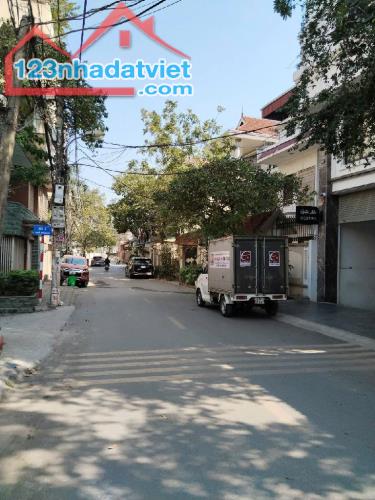 🏡 BÁN ĐẤT MẶT PHỐ TƯ ĐÌNH-LONG BIÊN-KINH DOANH ĐỈNH-100m² - MT 7m - Giá: 22,5 tỷ