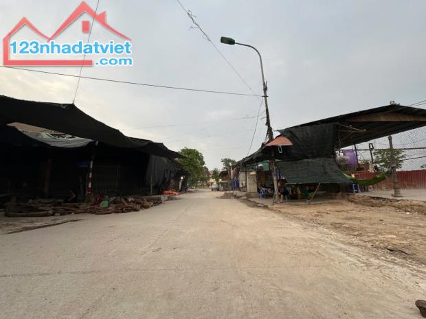 💥💥 HÀNG HIẾM XUẤT HIỆN LÔ ĐẤT TRỤC XƯƠNG CÁ 👉 CHỢ CHẮC - PHÙ KHÊ  💦 Dt : 99m  Mt : 5,5 - 1