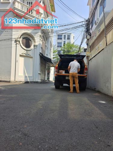 BÁN NHÀ 4 TẦNG – NGANG 5M – SÁT VINCOM TRẦN TRỌNG CUNG, HUỲNH TẤN PHÁT, Q.7 – Ở VÀ LÀM VP