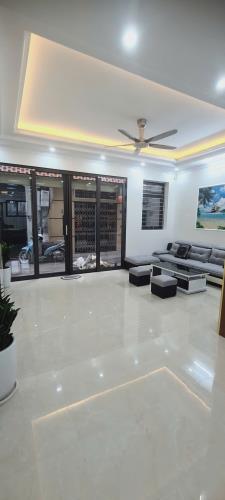 TAM TRINH - NGÕ Ô TÔ - NHÀ ĐẸP - VIEW HỒ - 2 THOÁNG 7 TẦNG THANG MÁY - GẦN 70M² HƠN 15 TỈ - 1