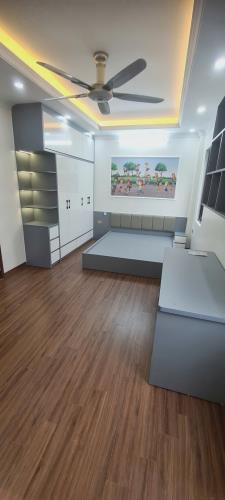TAM TRINH - NGÕ Ô TÔ - NHÀ ĐẸP - VIEW HỒ - 2 THOÁNG 7 TẦNG THANG MÁY - GẦN 70M² HƠN 15 TỈ - 4