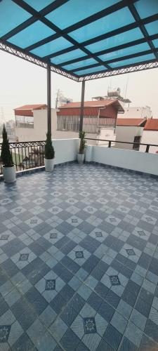 TAM TRINH - NGÕ Ô TÔ - NHÀ ĐẸP - VIEW HỒ - 2 THOÁNG TRƯỚC SAU - 7 TẦNG THANG MÁY - KINH DO - 5