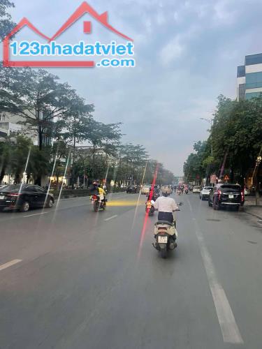 💜NHÀ C4 PHỐ NGÔ GIA TỰ 107M2 MT 4M CHÀO 15.6 TỶ - Ô TÔ TRÁNH - THÔNG HOA LÂM - SÁT PHỐ -