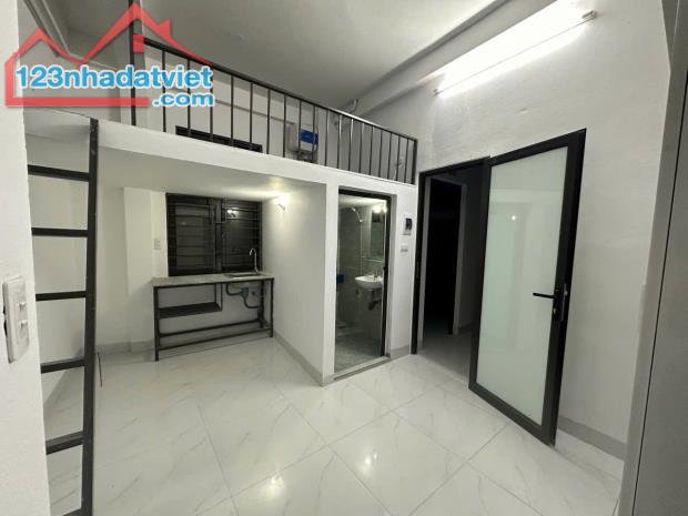 🏢 BÁN CCMN NGÕ 300 NGUYỄN XIỂN–40M² –7 TẦNG TM–10 PHÒNG-THU  40 TR/TH– GIÁ 8.6 TỶ - 3