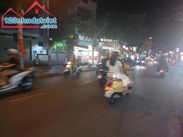 NHÀ C4 HẺM ĐƯỜNG NGUYỄN VĂN KHỐI P 8 GÒ VẤP dt 275 m giá 30 tỷ - 2