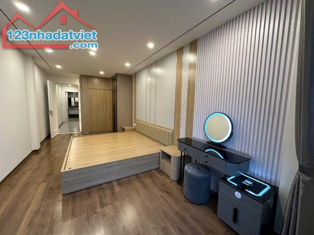 Cần bán nhà Đường Láng, Đống Đa, 40m2, 7T Thang máy, Siêu hiếm, 9.2 tỷ - 2