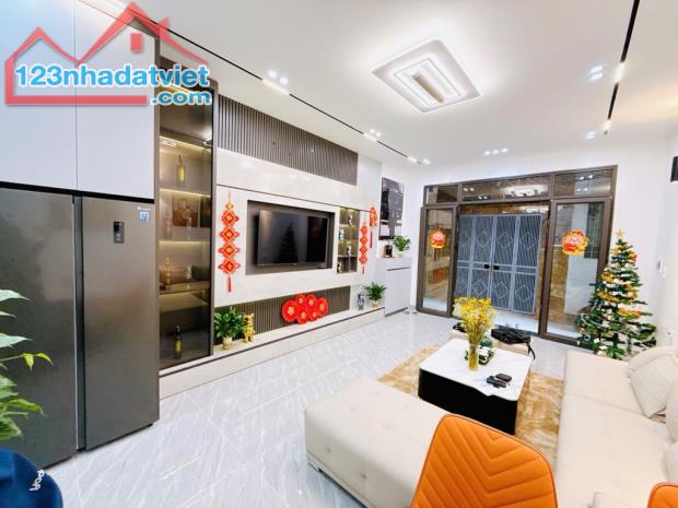 🏡 BÁN NHÀ PHÂN LÔ - TRIỀU KHÚC, THANH XUÂN – NHÀ MỚI 5 TẦNG – GIÁ 6.5 TỶ
