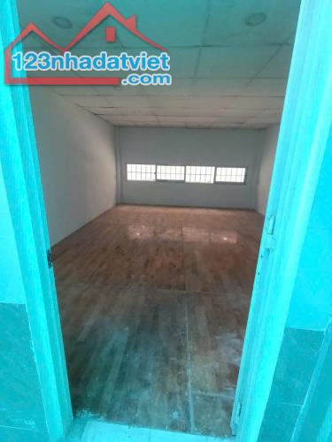 ngộp ngôp bán đất ngay trung tâm hóc môn giá chỉ 760tr - 2
