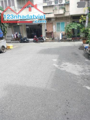 Siêu phẩm phân khúc 7 tỷ, cực hiếm Quận 11 Cần bán gấp nhà HXH Xóm Đất P.10 Quận 11 - 3