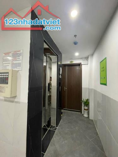 Bán nhà CHDV 150m2 8x20m Nguyễn Kiệm 6 tầng hầm thang máy 2 tỷ/năm đầu tư chỉ 20 tỷ
