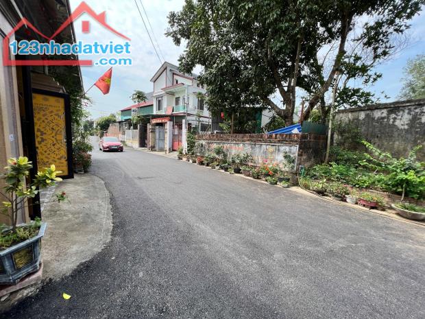 Bán lô 200m2 full thổ cư, Gia Khánh, Bình Xuyên gần chợ Quang Hà lh_0987673102