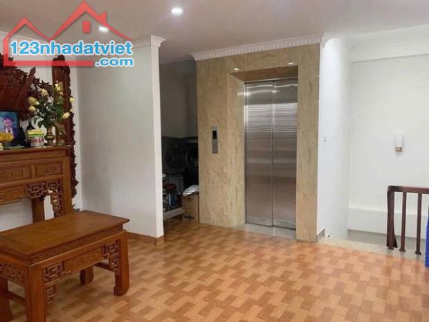 BÁN NHÀ CẦU GIẤY PHÂN LÔ BÀN CỜ Ô TÔ TẢI TRÁNH 50M2 x 7T - 2