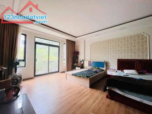 BÁN NHÀ CẦU GIẤY PHÂN LÔ BÀN CỜ Ô TÔ TẢI TRÁNH 50M2 x 7T - 4