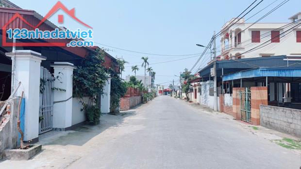 Bán lô đất 107m2 ngang 5,5m trục thôn Tam Kiệt Hữu Bằng Kiến Thụy giá 1,8 tỷ - 1