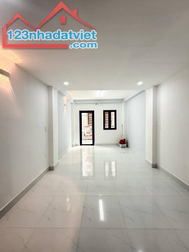 QUẬN 3 - HXH - NGUYỄN THIỆN THUẬT THÔNG BÀN CỜ - 4 TẦNG TỔNG DT SÀN 110M2-3,5❌10 NHỈNH 6TỶ - 4