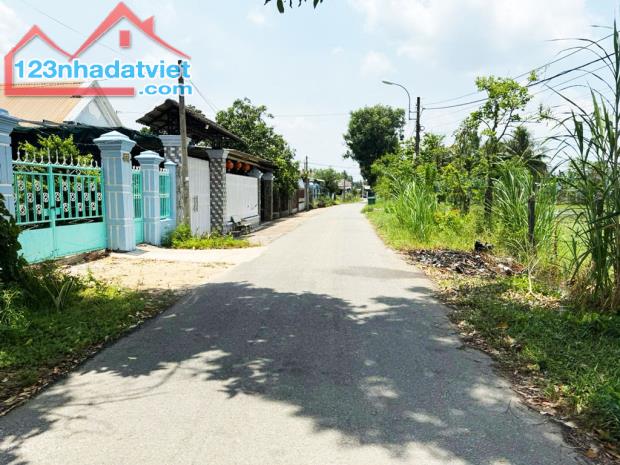Bán đất đường Hồ Thị Gừng - 5151m2 - 54x105 - 430m2 thổ cư - xã Thái Mỹ - Củ Chi - 2