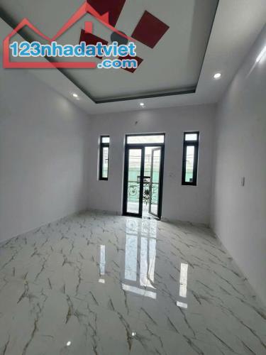 nhà bán gần chợ đại hải hóc môn nhà mới xây đẹp dọn vào ở ngay giá chỉ có 3 tỷ 7 - 3