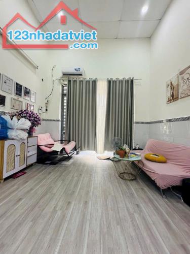 BÁN NHÀ - ĐƯỜNG NGUYỄN CỬU ĐÀM - F. TÂN SƠN NHÌ- Q.TÂN PHÚ