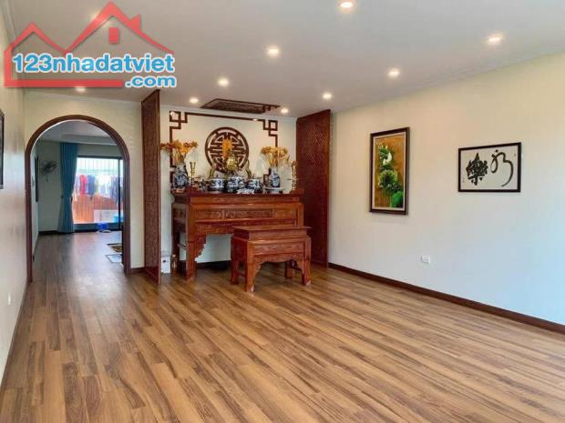 Bán nhà phân lô Nguyễn Chánh 75m2, 5 tầng, lô góc, ô tô tránh, kinh doanh, chỉ 26.8 tỷ. - 1