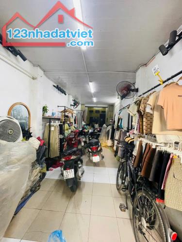BÁN NHÀ MẶT PHỐ CỔ NHUẾ - KINH DOANH SẦM UẤT - 5 TẦNG- DT 60m² - GIÁ CHỈ 11 TỶ