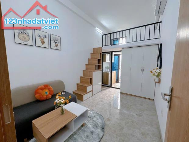 CCMN ĐỐNG ĐA 40M2 6 TẦNG 9PKK DOANH THU 45TR/THÁNG GIÁ 8 TỶ. LH 0379283456 - 4