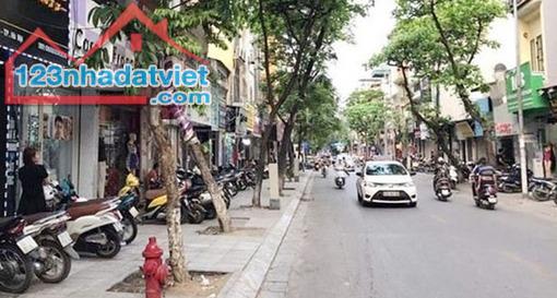 Bán Tòa Căn Hộ Dịch Vụ Đội Cấn, Ba Đình 50m 9 Phòng Khép Kín Dòng Tiền Cao Giá 9,45 Tỷ