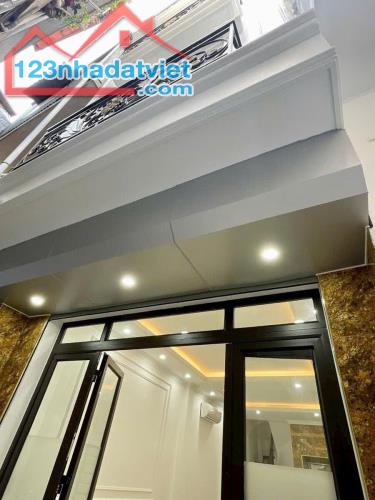 8.75 tỷ nhà Pháo Đài Láng Đống Đa mới tinh 60m ra ô tô 6 tầng thang máy 36m2, ở + cho thuê - 1