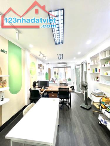 SANG NHƯỢNG MẶT BẰNG VĂN PHÒNG TẠI PHẠM TUẤN TÀI, CẦU GIẤY, HN