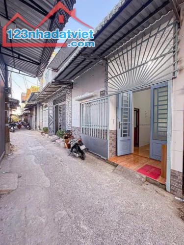 ❌❌ bán gấp nhà ở Trung Chánh, Hóc Môn 96m2 - chỉ 800tr !!