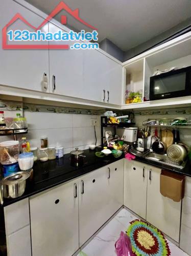 GẤP BÁN NHÀ3 TẦNG _NGANG 4M ĐƯỜNG ĐOÀN VĂN BƠ QUẬN 4 NHỈNH 4 TỶ - 2