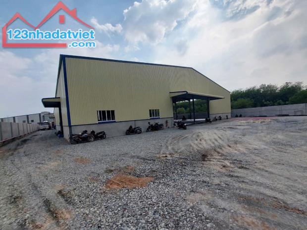 Cho Thuê 6000m2 Xưởng mới Ngay KCN Bến Cát ,Gía :315 triệu , PCCC tự ...
