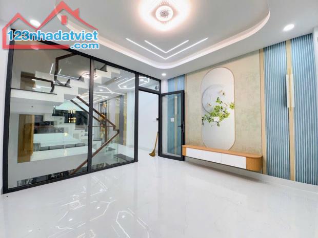 Nhà 4 Tầng - TÂN HÒA ĐÔNG - MT- Chỉ 9 TỶ - 2