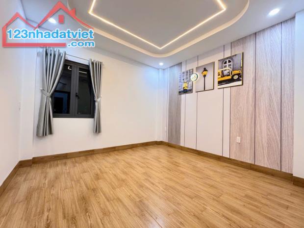 Nhà 4 Tầng - TÂN HÒA ĐÔNG - MT- Chỉ 9 TỶ - 3