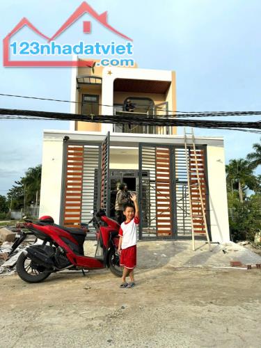 🏗️ CẬP NHẬT TIẾN ĐỘ DÃY NHÀ PHỐ – ĐỐI DIỆN KDC TÁI ĐỊNH CƯ BÌNH LỢI 🏡