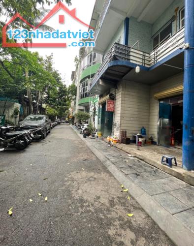 Bán nhà Phân Lô-Lê Văn Thiêm-92m2, mặt tiền 9.6m. Giá thương lượng - 1